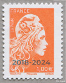 Marianne d´Yseult Digan<br />Affranchissement complémentaire 1 € orange 
<br />Surchargée 2018-2024